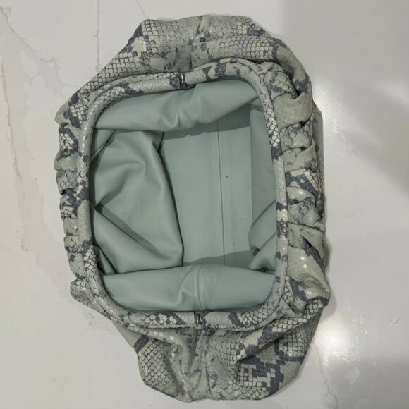 BOTTEGA VENETA THE POUCH PYTHON EMBOSSED LEATHER BAG - Picture 3 of 3